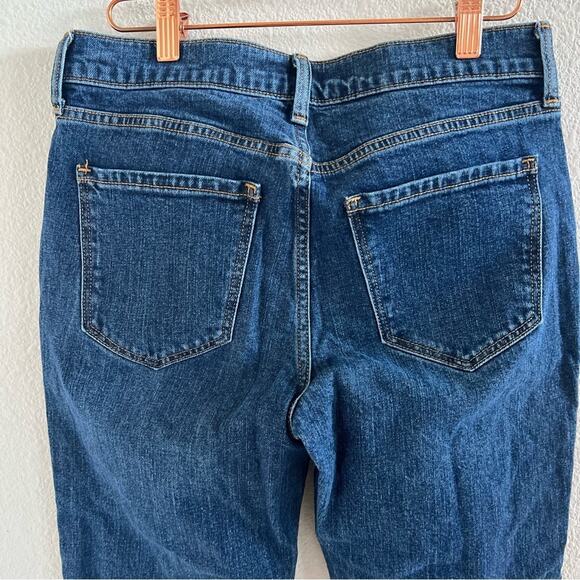 Old Navy Mid-Rise Boyfriend Crop Denim Jeans Raw Hem 4 - Picture 5 of 7
